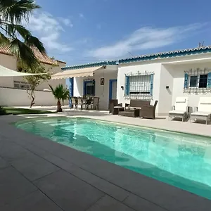 Stunning In Aguadulce, Almeria Private Pool 400 Sqm Area 800m Aguadulce (Almeria)
